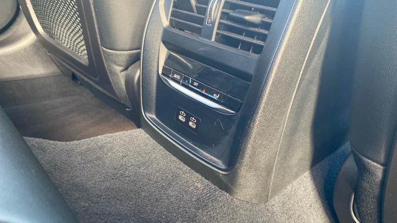 BMW 3 Series 330e xDrive M Sport 4dr Step Auto Saloon